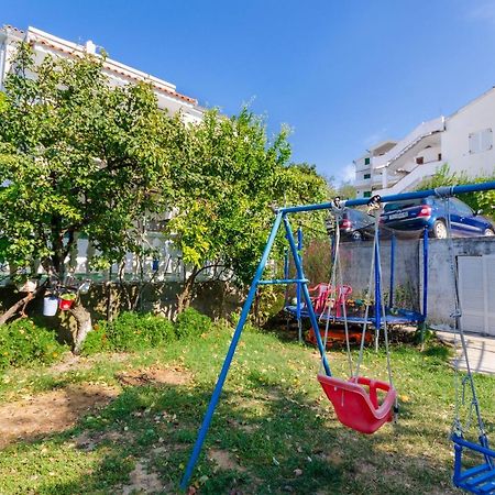 Apartments Pela Lopar Ngoại thất bức ảnh